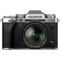 Fujifilm X -T5 + XF18-55mmF2.8-4 R LM OIS MILC 40,2 MP X-Trans CMOS 5 HR 7728 x 5152 Pixel Silber (Silber)